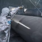 Jak zapewnić długowieczność metalowym elementom w trudnych warunkach