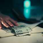 Życie pod nadzorem syndyka - jak w praktyce wyglądają codzienne finanse dłużnika?